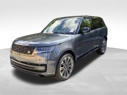 New 2025 Land Rover Range Rover SE