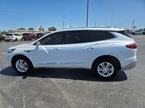 Used 2018 Buick Enclave Premium FWD image 3