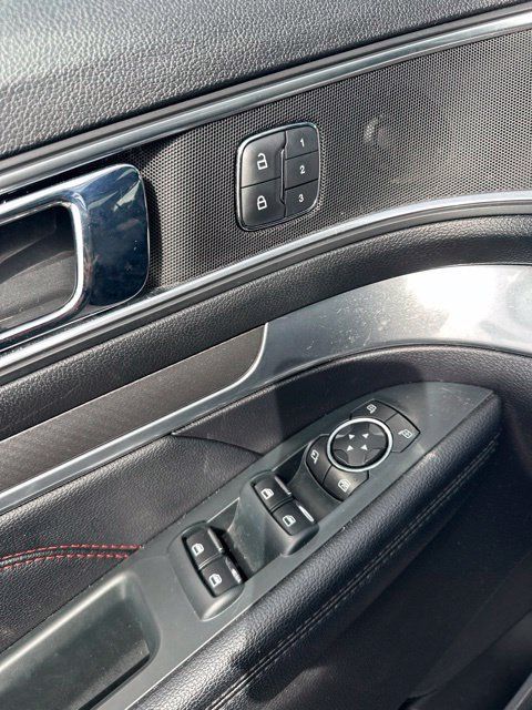 Used 2019 Ford Explorer Sport w/ Equipment Group 401A AWD/4WD image 22
