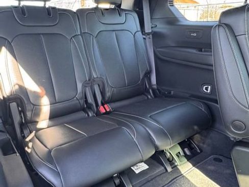 New 2025 Jeep Grand Cherokee L Limited w/ Luxury Tech Group II image 17