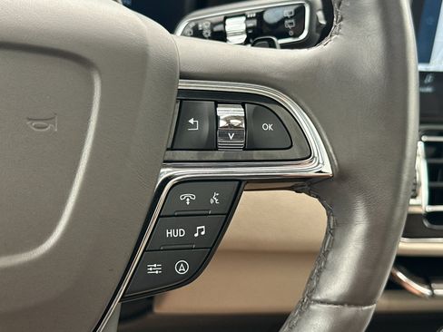 Used 2024 Lincoln Navigator Reserve AWD/4WD image 34