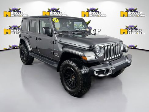 Used 2021 Jeep Wrangler Unlimited Sahara w/ Uconnect 4C Nav & Sound Group AWD/4WD image 3