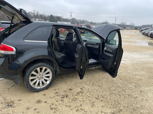 Used 2011 Lincoln MKX AWD w/ Sight & Sound Pkg image 13
