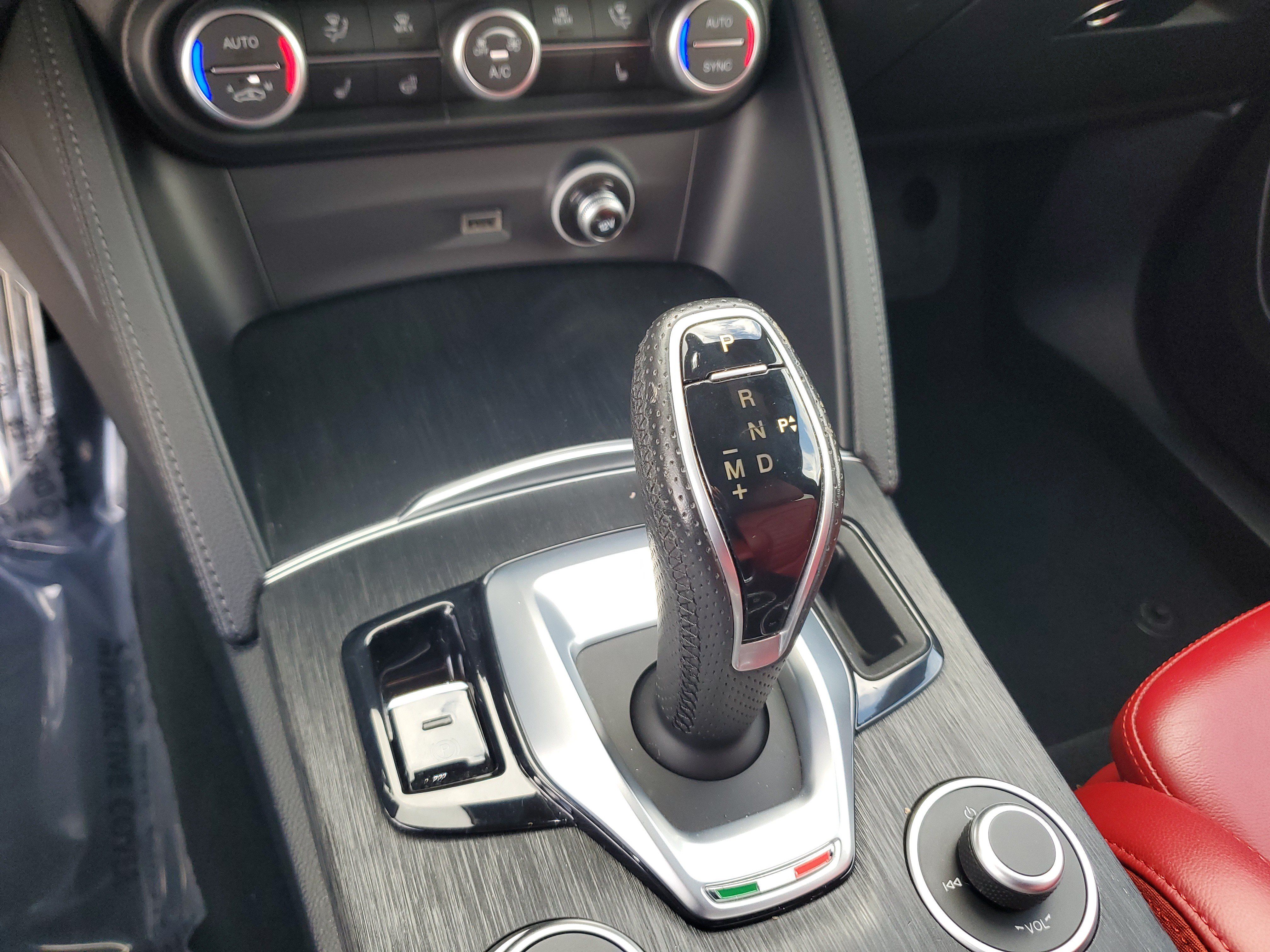 Used 2022 Alfa Romeo Stelvio Sprint AWD/4WD image 24
