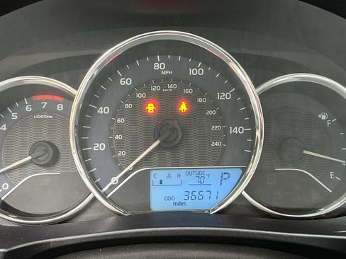 Used 2016 Toyota Corolla LE FWD image 15