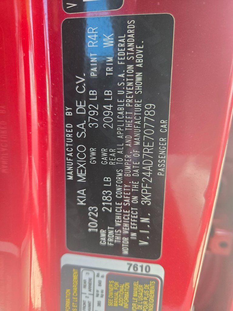 Used 2024 Kia Forte LXS FWD image 11