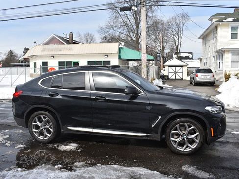 Used 2023 BMW X4 xDrive30i w/ Parking Assistance Package image 5