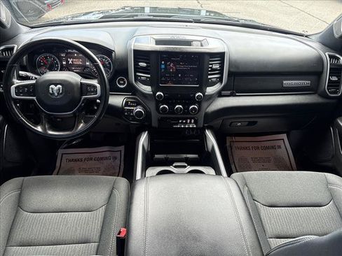 Used 2022 RAM 1500 Big Horn AWD/4WD image 9