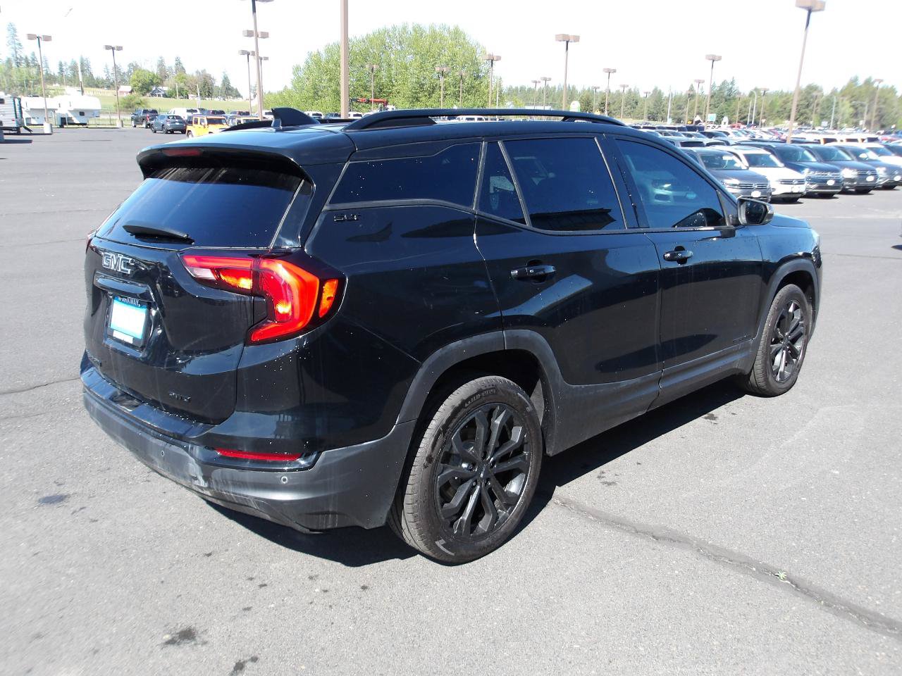 Used 2021 GMC Terrain SLT w/ Infotainment Package II AWD/4WD image 5