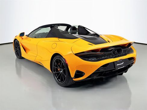 New 2026 McLaren 750S Spider image 5