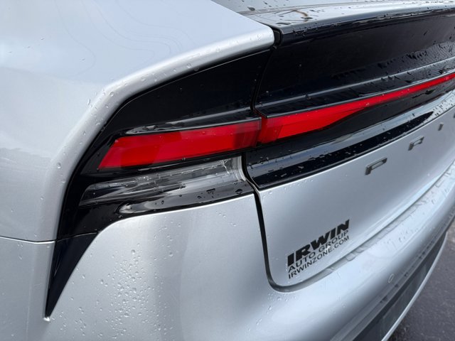 Used 2025 Toyota Prius LE FWD image 33
