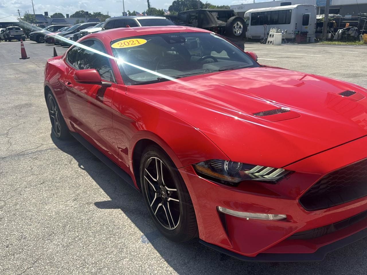 Used 2021 Ford Mustang Premium RWD image 5