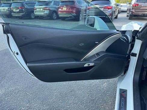 Used 2016 Chevrolet Corvette Z06 image 13