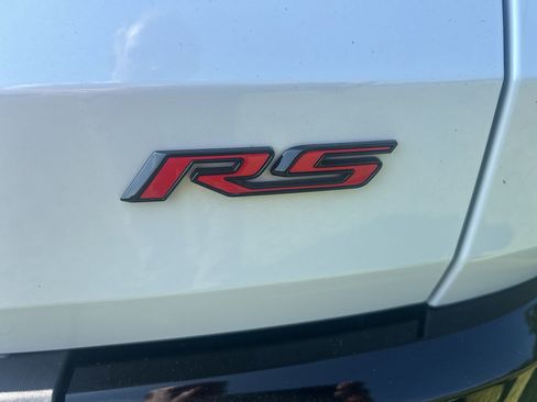 Used 2026 Chevrolet Traverse RS FWD image 5