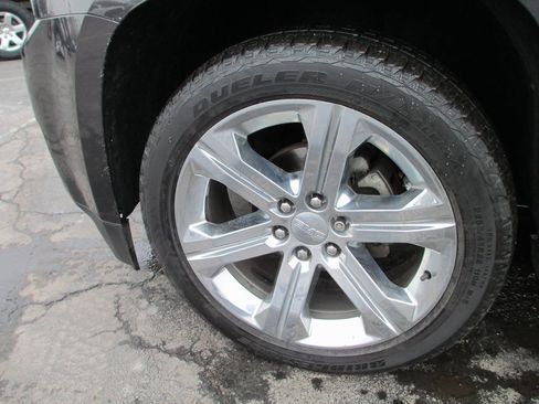 Used 2016 GMC Yukon XL Denali w/ Open Road Package image 13