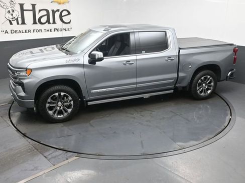 Used 2025 Chevrolet Silverado 1500 High Country w/ Z71 Off-Road Package AWD/4WD image 57