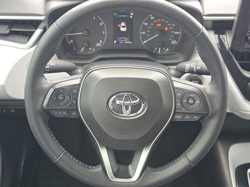 Certified 2025 Toyota Corolla SE image 37
