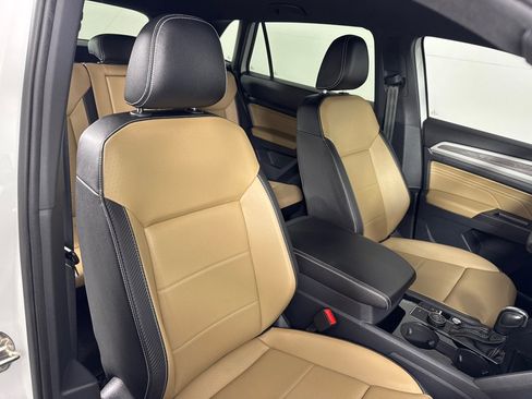 Used 2022 Volkswagen Atlas Cross Sport SE image 26