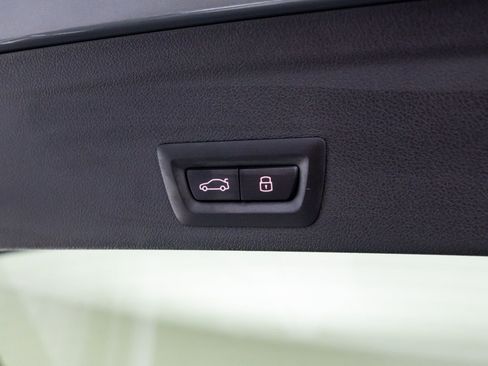 New 2026 BMW X6 xDrive40i w/ Executive Package image 33