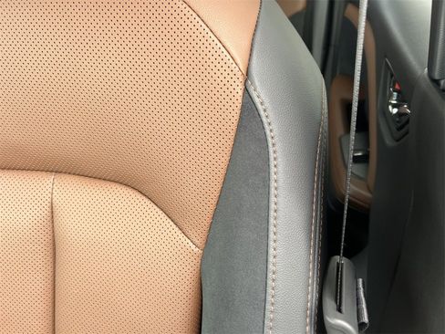 New 2025 Subaru Forester Touring image 12