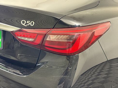 Used 2019 INFINITI Q50 Luxe w/ Cargo Package (L96) RWD image 34