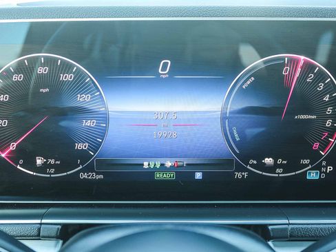 Used 2024 Mercedes-Benz GLE 450e 4MATIC image 24