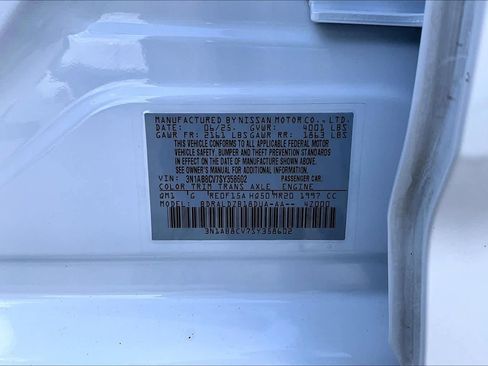 Used 2025 Nissan Sentra SV image 37