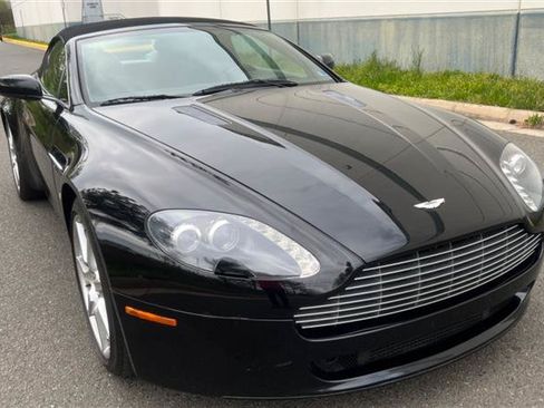 Used 2008 Aston Martin V8 Vantage Roadster RWD image 18