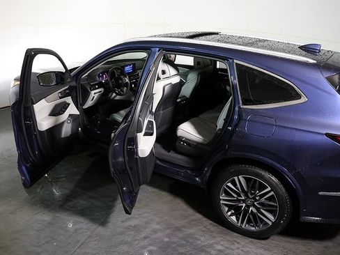 Certified 2026 Acura MDX SH-AWD w/ Advance Package image 5
