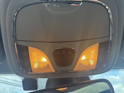 Used 2021 Jeep Cherokee Limited w/ Elite Package image 30