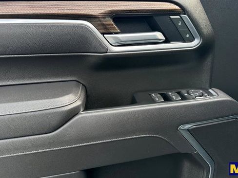 Certified 2025 Chevrolet Silverado 1500 LT image 11