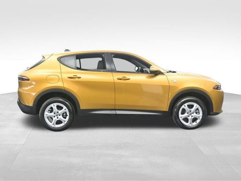 Used 2024 Dodge Hornet GT image 7