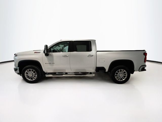 Certified 2024 Chevrolet Silverado 3500 LTZ w/ LTZ Plus Package AWD/4WD image 4