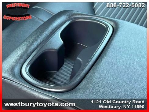 Used 2023 Toyota Camry SE image 17