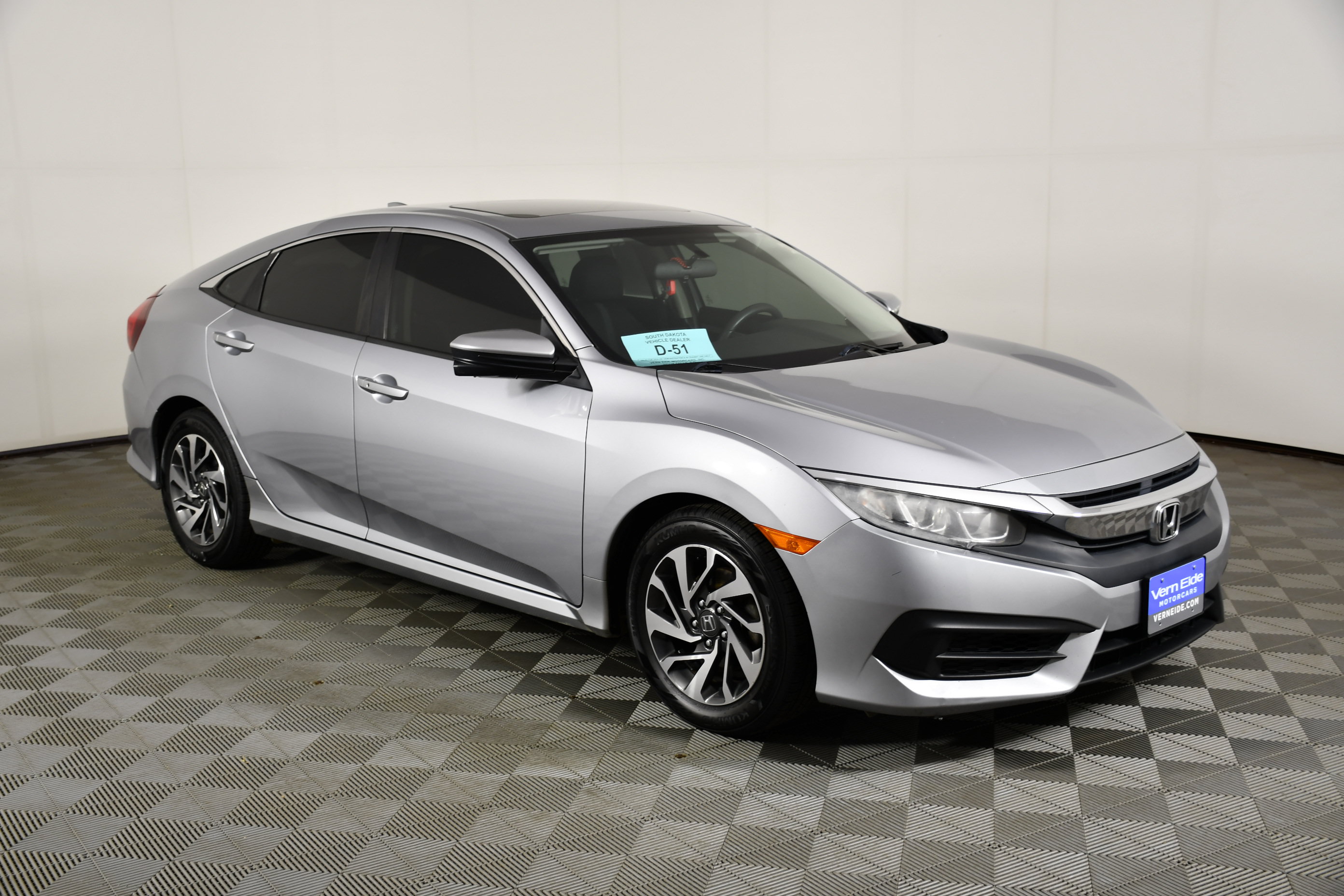 Used 2017 Honda Civic EX image 4