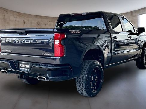 Used 2023 Chevrolet Silverado 1500 Custom Trail Boss AWD/4WD image 2