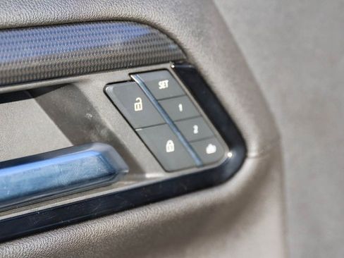 Used 2024 GMC Sierra 2500 AT4 w/ Snow Plow Prep/Camper Package image 11