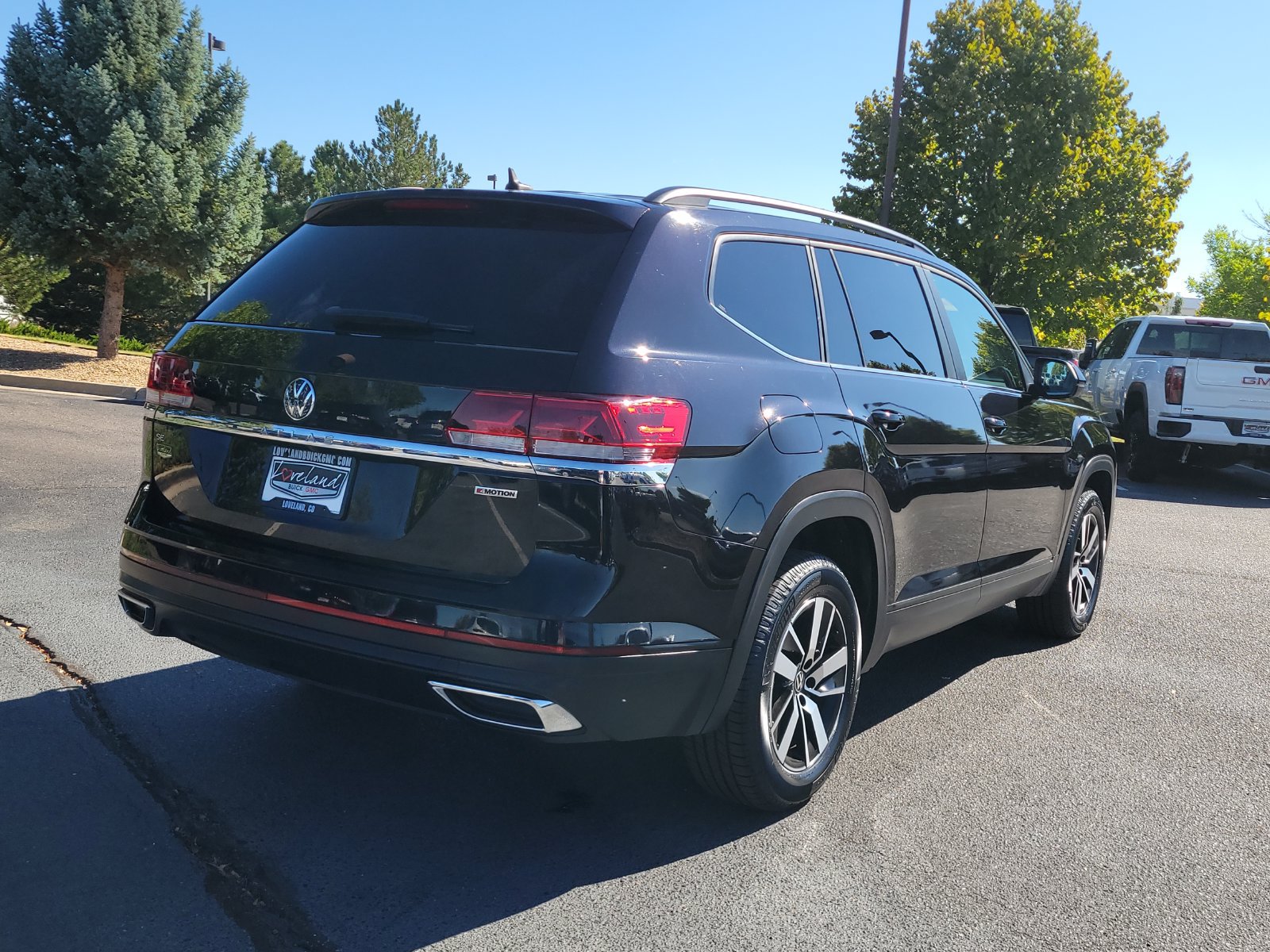 Used 2022 Volkswagen Atlas SE AWD/4WD image 3