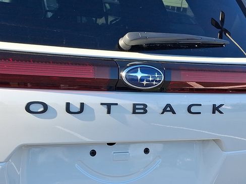 New 2026 Subaru Outback Limited AWD/4WD image 5