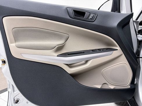 Used 2018 Ford EcoSport S image 12