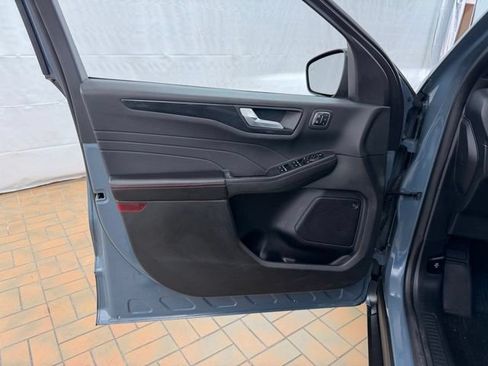 Certified 2023 Ford Escape ST-Line Elite w/ Premium Technology Package AWD/4WD image 21