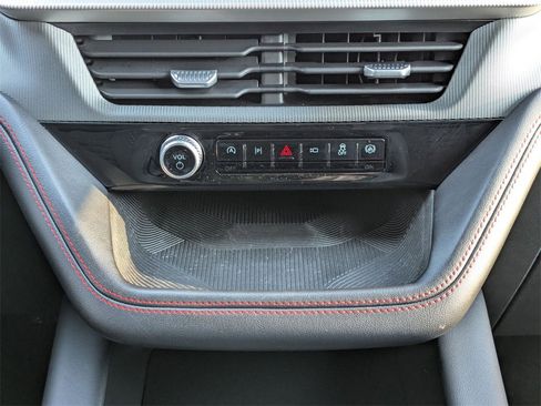 Used 2025 Ford Explorer ST-Line w/ ST-Line Street Pack image 26