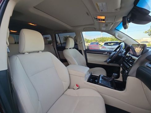 Used 2022 Lexus GX 460 Premium w/ Premium Package AWD/4WD image 22