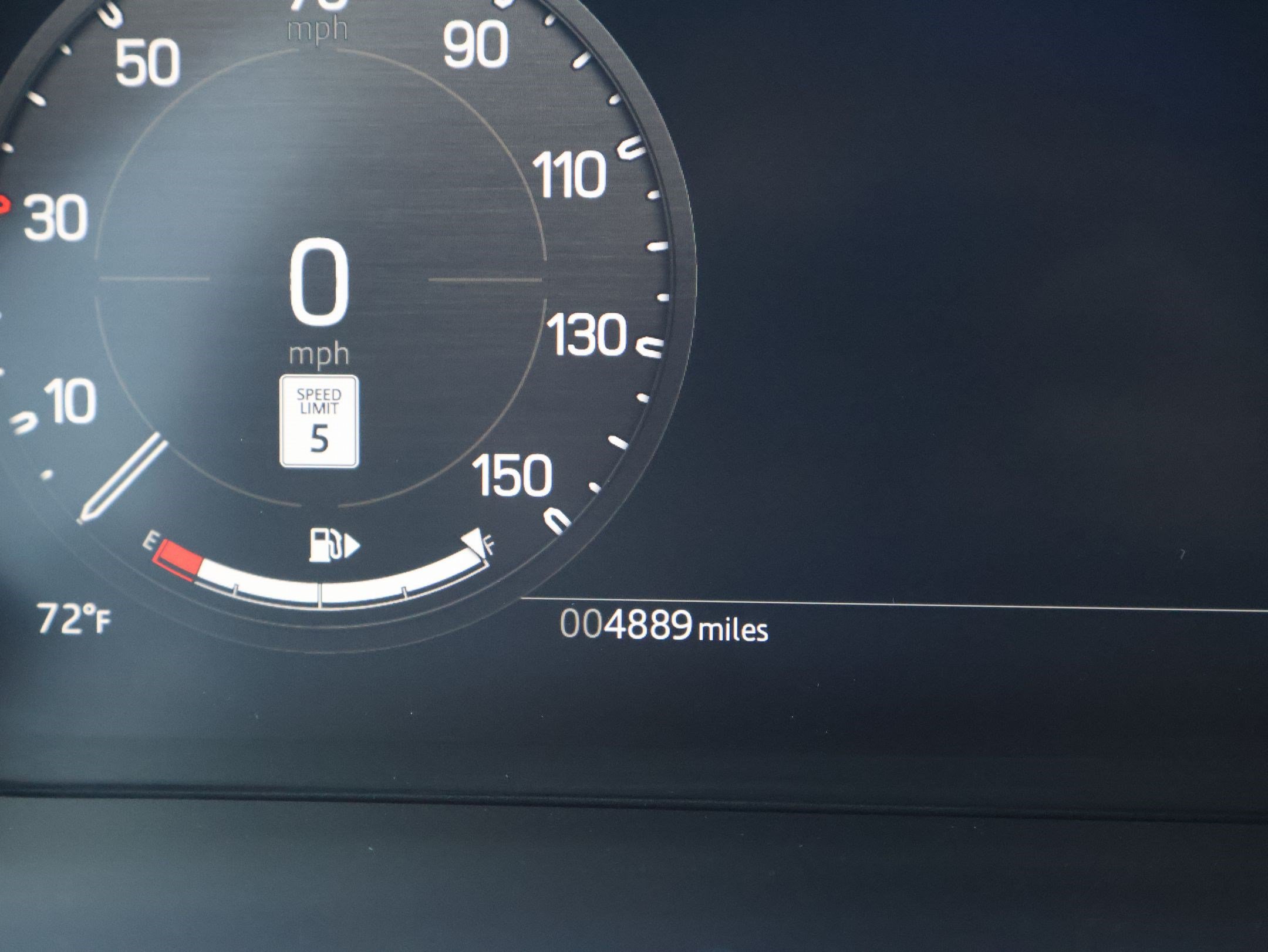 Used 2026 Land Rover Defender 110 X-Dynamic SE AWD/4WD image 22