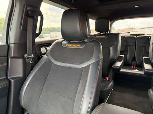 Used 2026 Ford Explorer Tremor w/ Tremor Ultimate Package AWD/4WD image 7