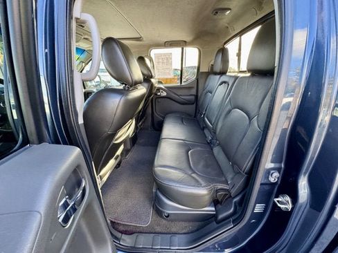 Used 2016 Nissan Frontier PRO-4X image 13