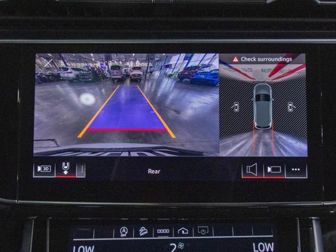 Used 2022 Audi Q7 Premium Plus image 6