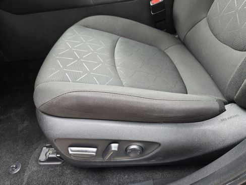 Used 2024 Toyota RAV4 XLE image 16