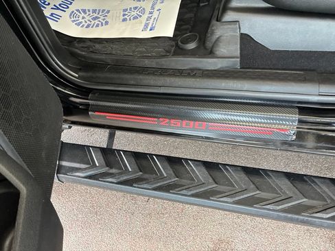 Certified 2025 RAM 2500 Big Horn AWD/4WD image 19