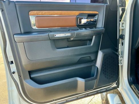 Used 2017 RAM 1500 Laramie Longhorn image 40